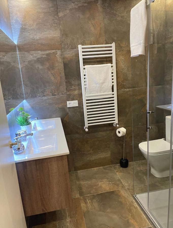 Suite Privada Frente A La Piscina Para 2 Personas Con Sofa Cama Para 2 Mas 4P No Es Casa Completa San Vicente Raspeig Екстериор снимка