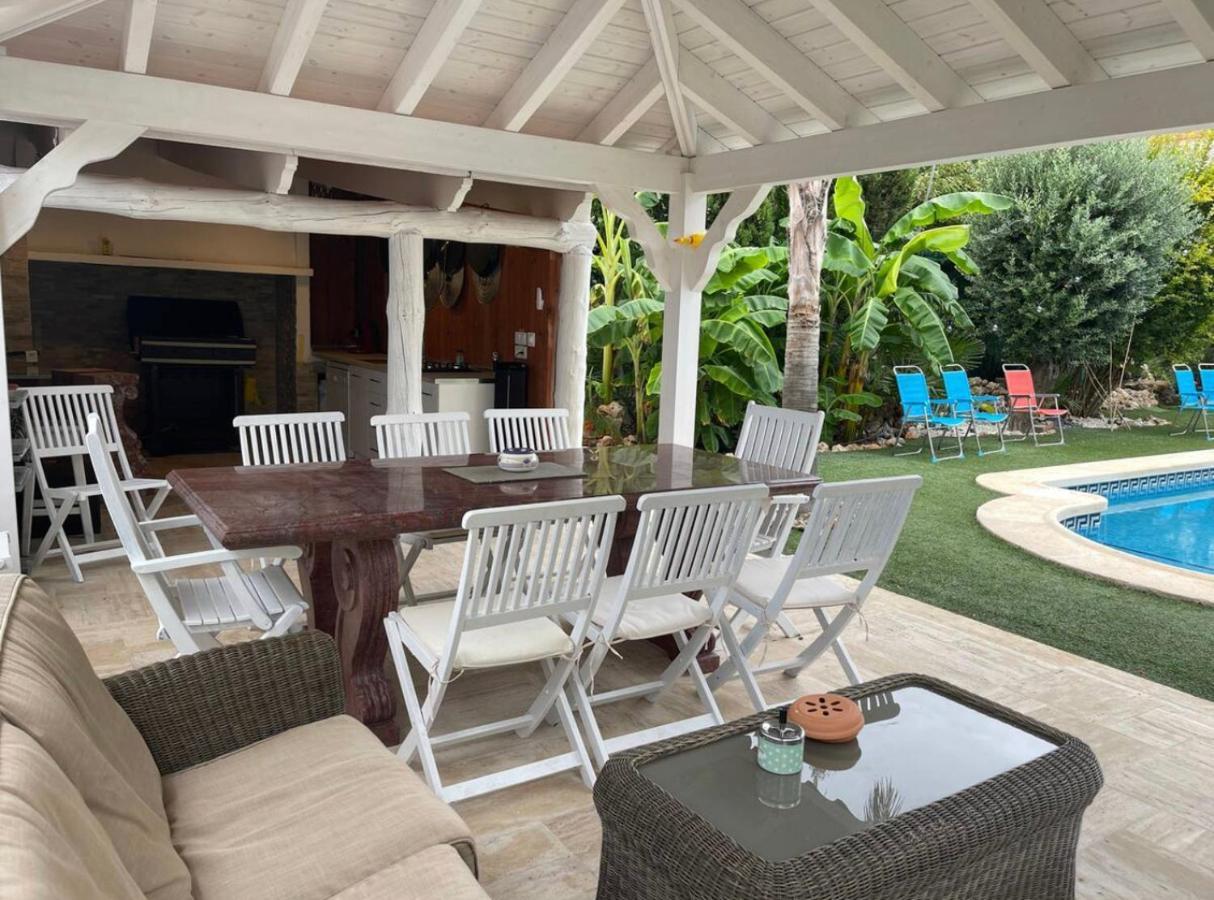 Suite Privada Frente A La Piscina Para 2 Personas Con Sofa Cama Para 2 Mas 4P No Es Casa Completa San Vicente Raspeig Екстериор снимка