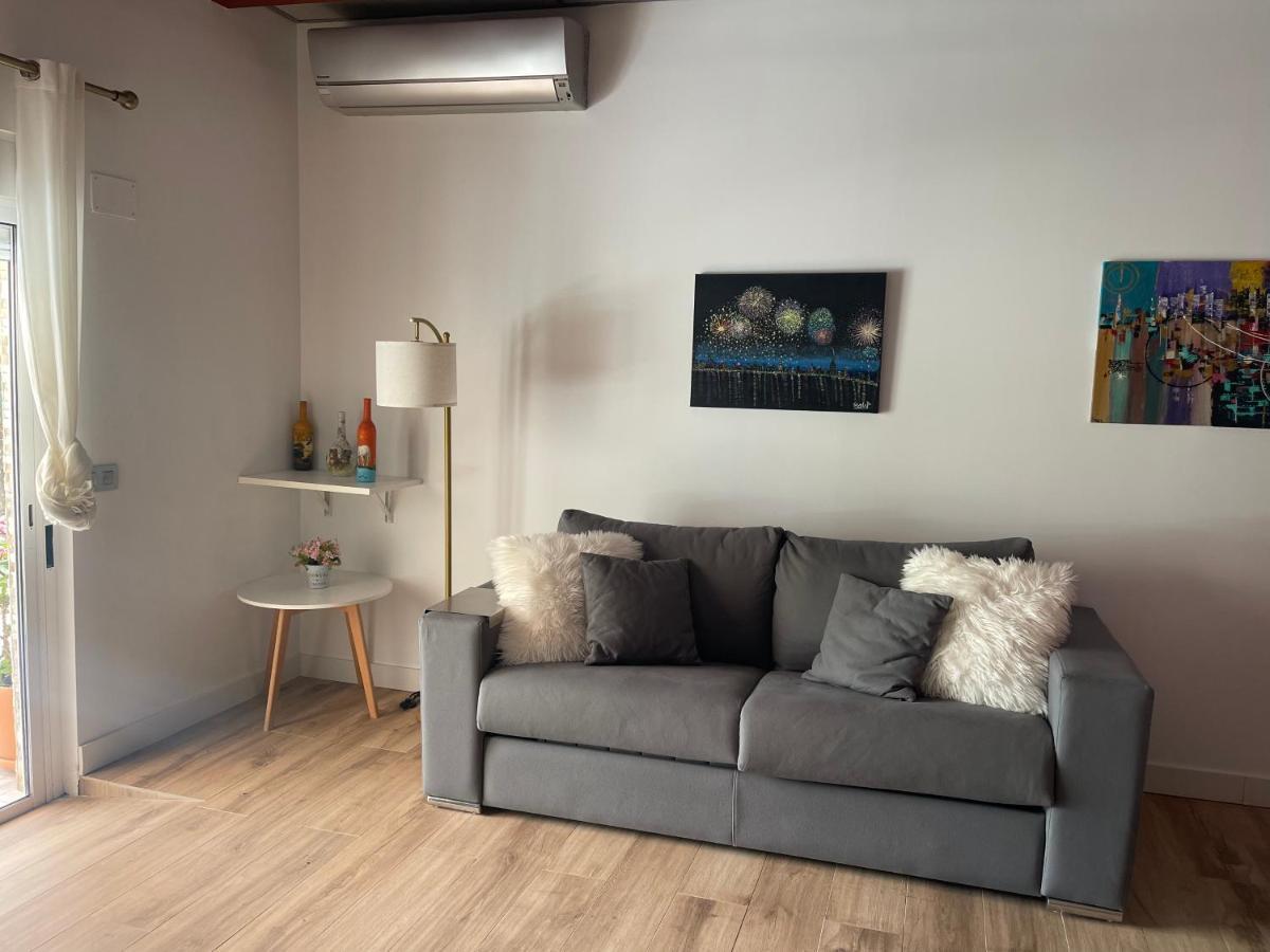 Suite Privada Frente A La Piscina Para 2 Personas Con Sofa Cama Para 2 Mas 4P No Es Casa Completa San Vicente Raspeig Екстериор снимка